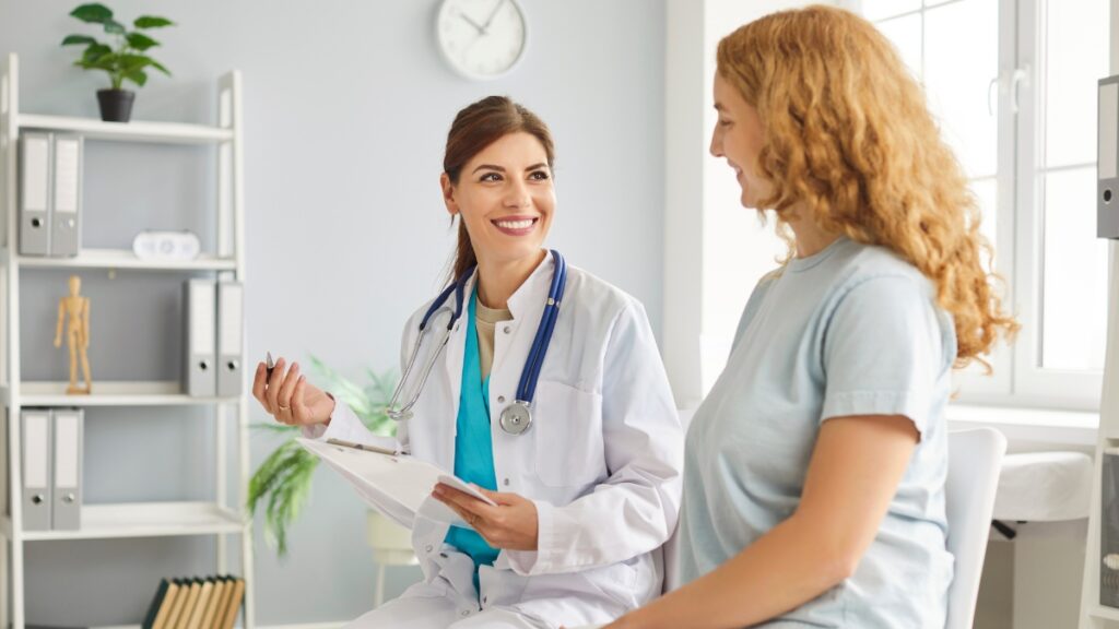 A nurse consults her doctor about seeking drug rehab for healthcare professionals in Tennessee