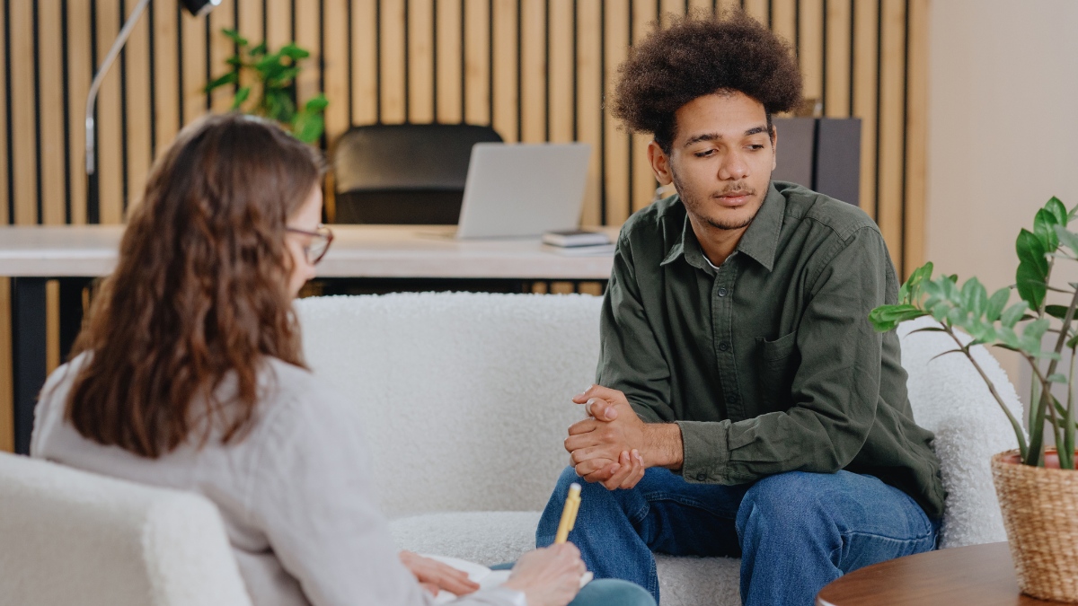 A young man seeks Rehab for college students in Tennessee to help with his struggle with dependency